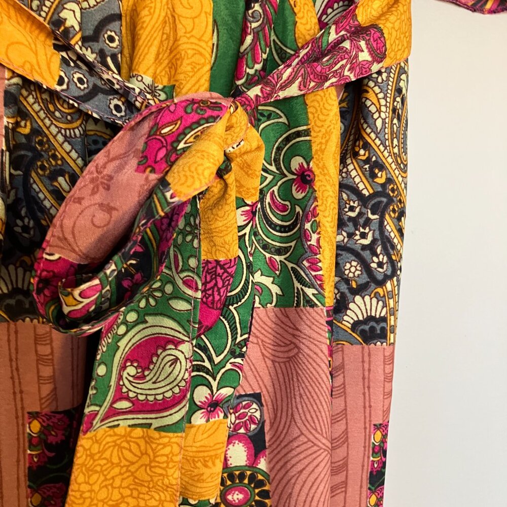 70's-style silk caftan, knee length - Picture 7 of 9